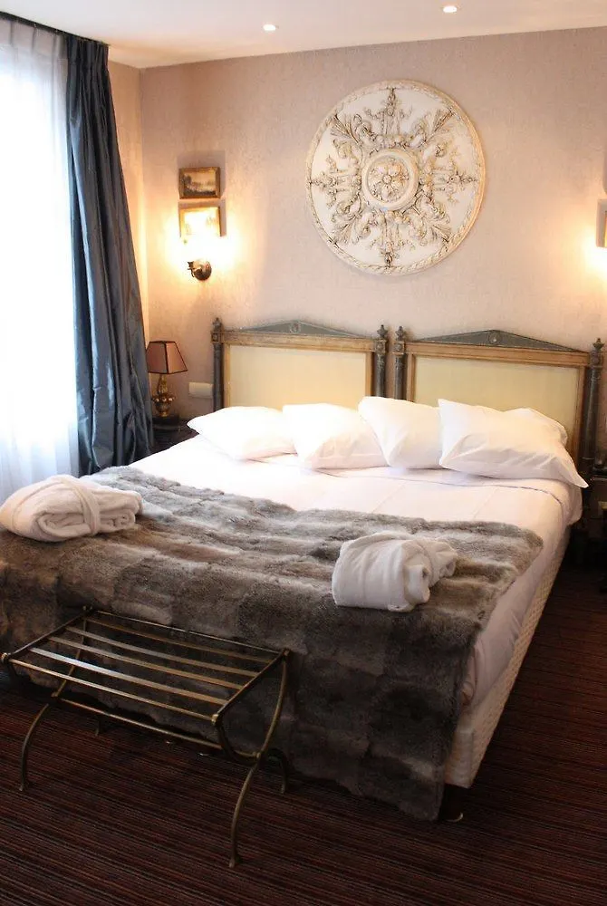 ****  Hotel Du Romancier Париж Франция
