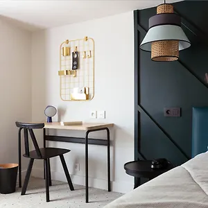 3* Отель Bastille Speria